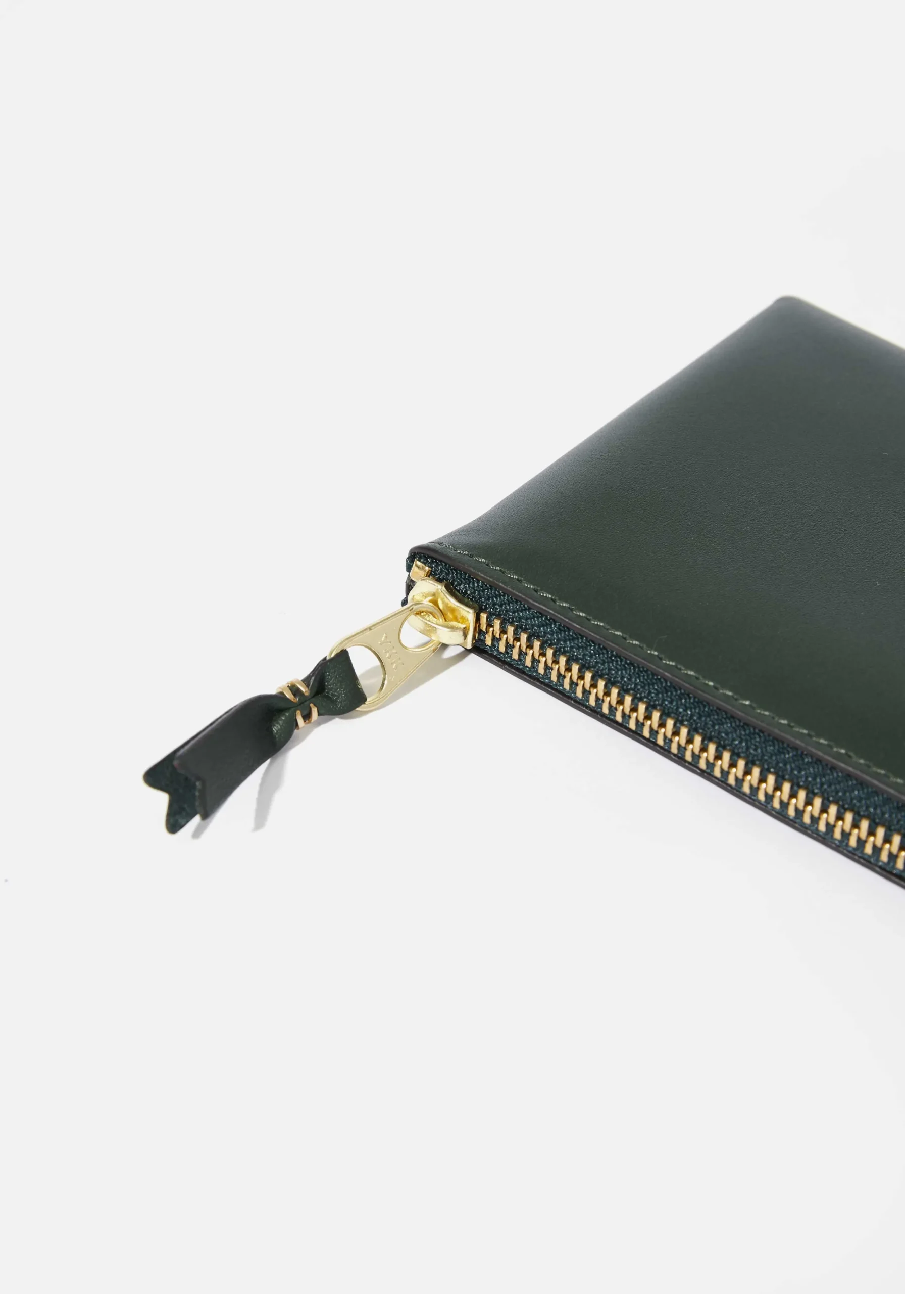 COMME DES GARCONS HALF ZIP WALLET